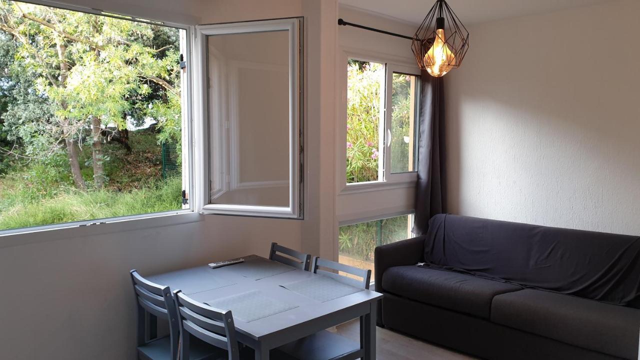 Locap Studio Apartment Agde Luaran gambar